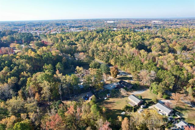 2446 Sam Newell Road, Matthews, NC 28104