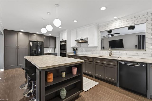 417 Patton LN, Virginia Beach, VA 23452