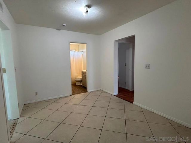 743 Park Pl, Escondido, CA 92025