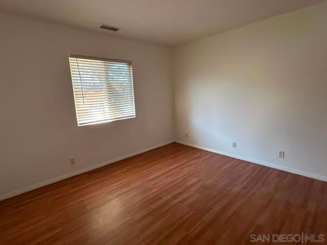 743 Park Pl, Escondido, CA 92025