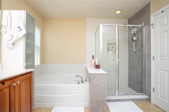 11835 BARLETTA DRIVE, Orlando, FL 32827