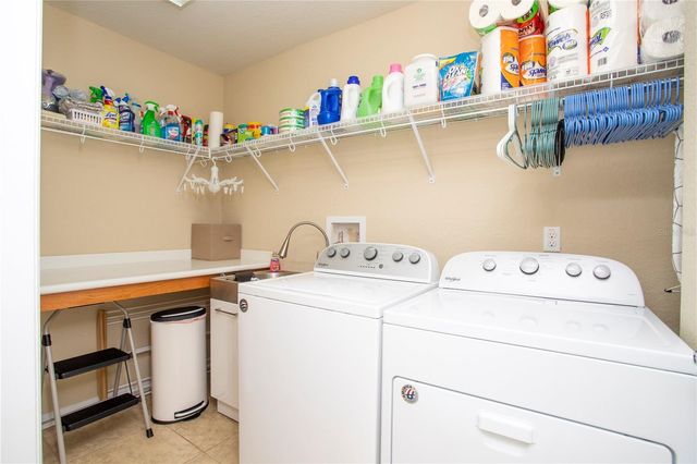 11835 BARLETTA DRIVE, Orlando, FL 32827