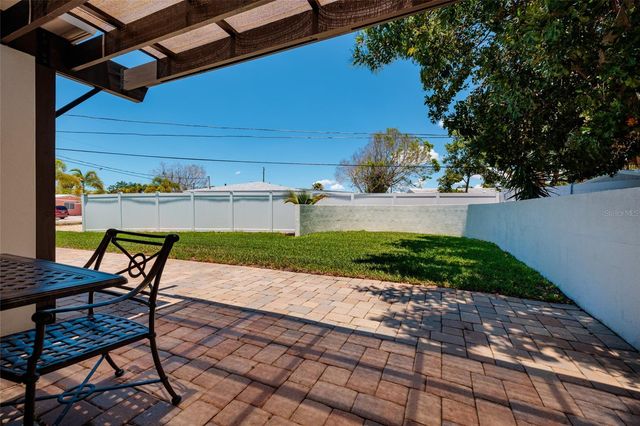 302 41ST AVENUE, St Pete Beach, FL 33706