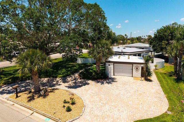 302 41ST AVENUE, St Pete Beach, FL 33706