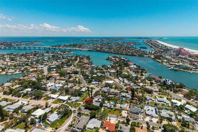 302 41ST AVENUE, St Pete Beach, FL 33706