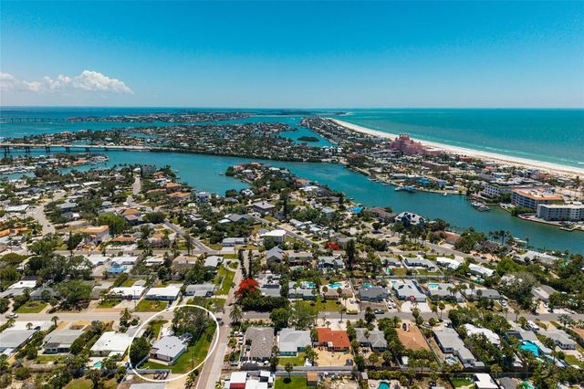 302 41ST AVENUE, St Pete Beach, FL 33706