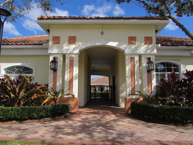 9873 Baywinds Drive 5107, Royal Palm Beach, FL 33411