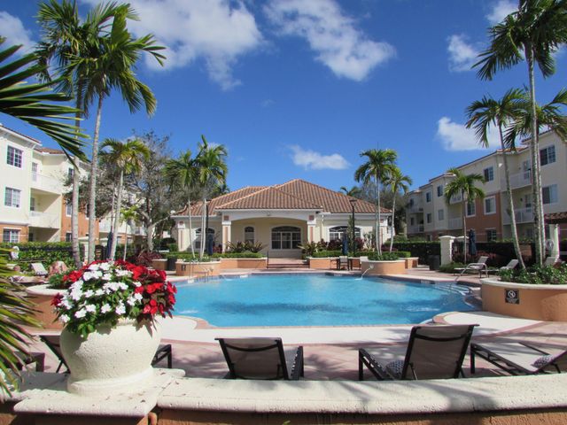 9873 Baywinds Drive 5107, Royal Palm Beach, FL 33411