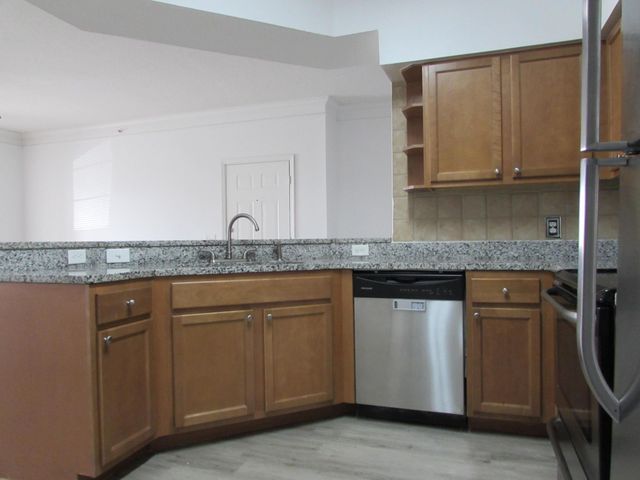 9873 Baywinds Drive 5107, Royal Palm Beach, FL 33411