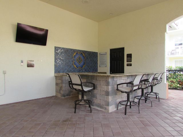 9873 Baywinds Drive 5107, Royal Palm Beach, FL 33411