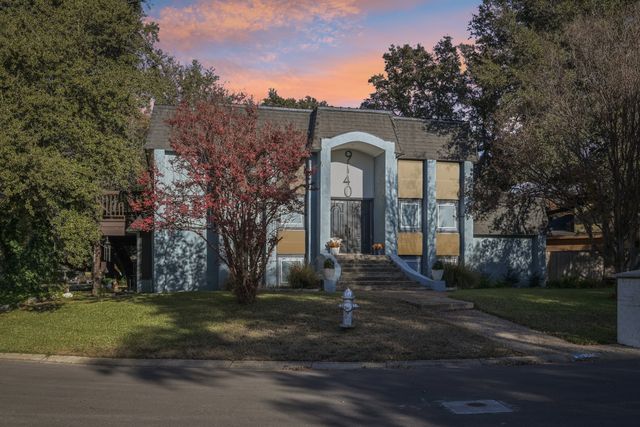 9140 Westwood Shores Drive, Fort Worth, TX 76179