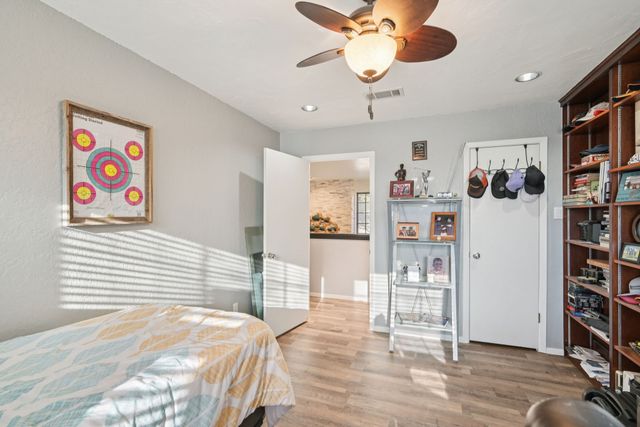 9140 Westwood Shores Drive, Fort Worth, TX 76179