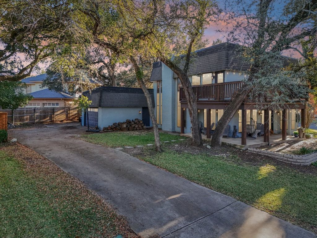 9140 Westwood Shores Drive, Fort Worth, TX 76179