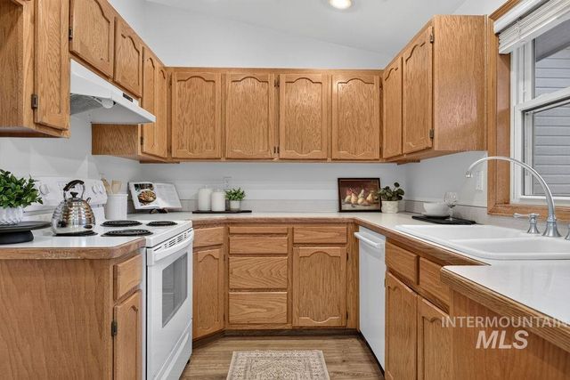 2239 N Carissa Pl, Boise, ID 83704