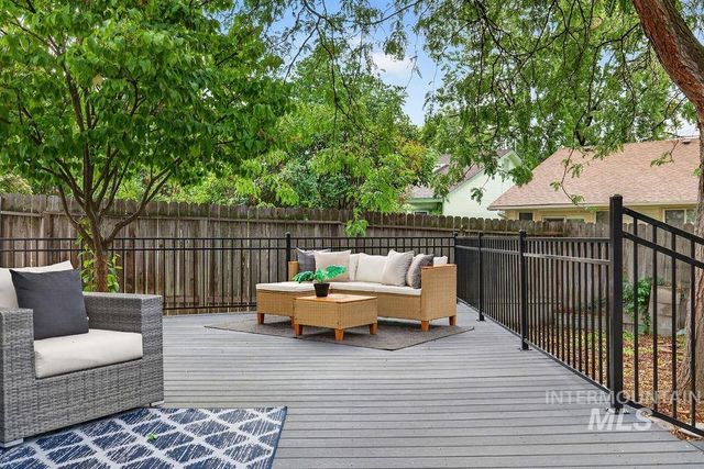 2239 N Carissa Pl, Boise, ID 83704