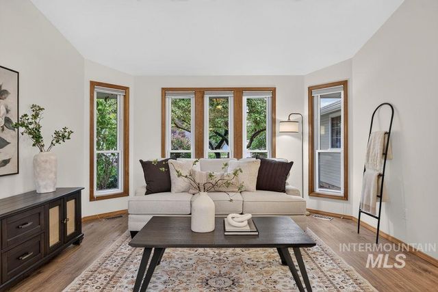 2239 N Carissa Pl, Boise, ID 83704