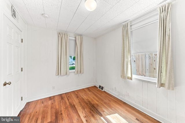 303 EXMORE AVE, Wilmington, DE 19805