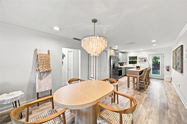 205 82ND STREET, Holmes Beach, FL 34217