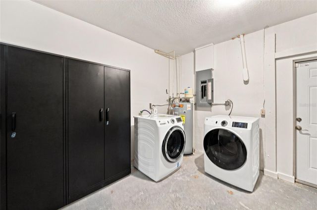 205 82ND STREET, Holmes Beach, FL 34217