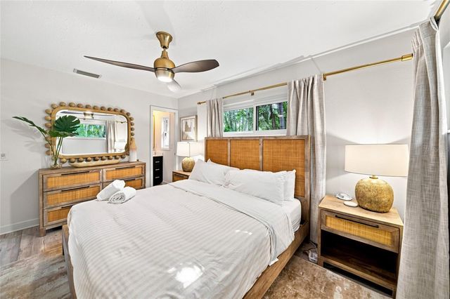 205 82ND STREET, Holmes Beach, FL 34217