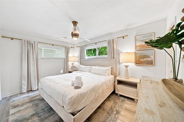 205 82ND STREET, Holmes Beach, FL 34217