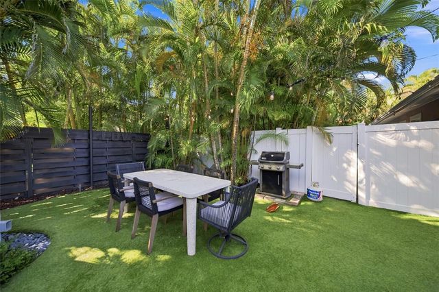 205 82ND STREET, Holmes Beach, FL 34217