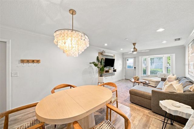 205 82ND STREET, Holmes Beach, FL 34217