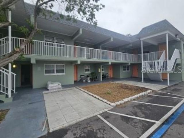 2035 ALPINE ROAD 6, Clearwater, FL 33755