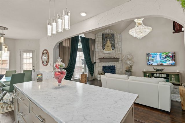 13762 Plum Valley Drive, Frisco, TX 75033