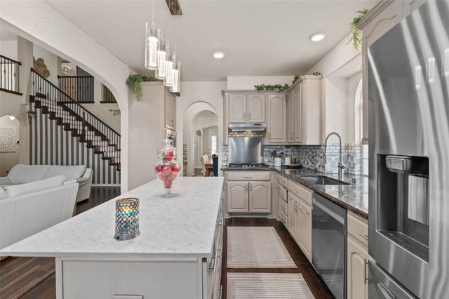 13762 Plum Valley Drive, Frisco, TX 75033