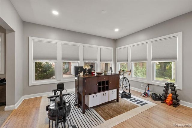 1925 Chicago Boulevard, Detroit, MI 48206