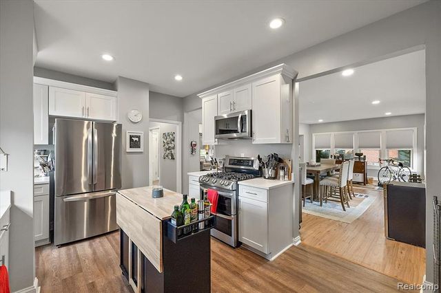 1925 Chicago Boulevard, Detroit, MI 48206