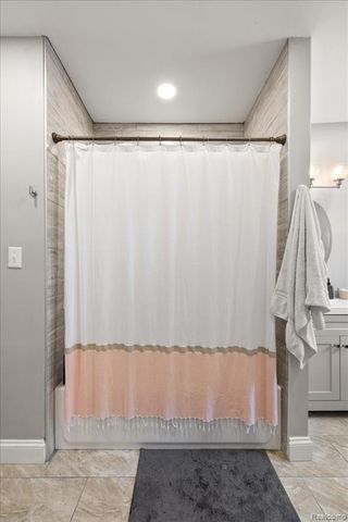 1925 Chicago Boulevard, Detroit, MI 48206