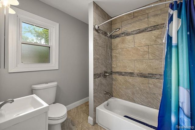 1925 Chicago Boulevard, Detroit, MI 48206