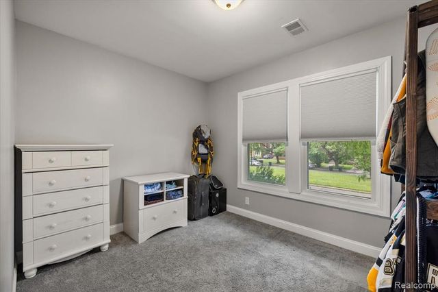 1925 Chicago Boulevard, Detroit, MI 48206