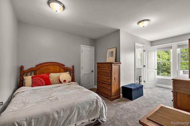 1925 Chicago Boulevard, Detroit, MI 48206