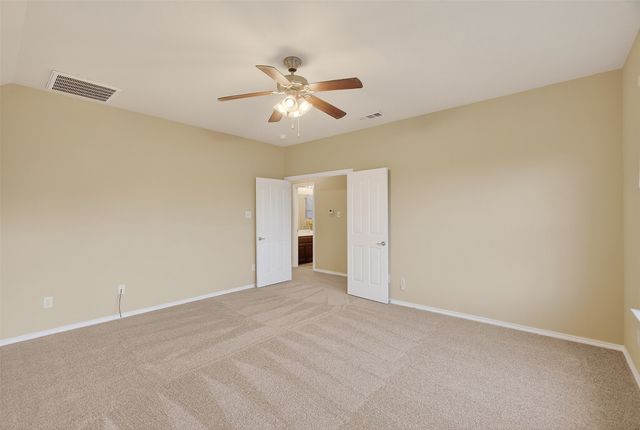 913 Poncho Lane, Fort Worth, TX 76052