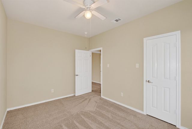 913 Poncho Lane, Fort Worth, TX 76052