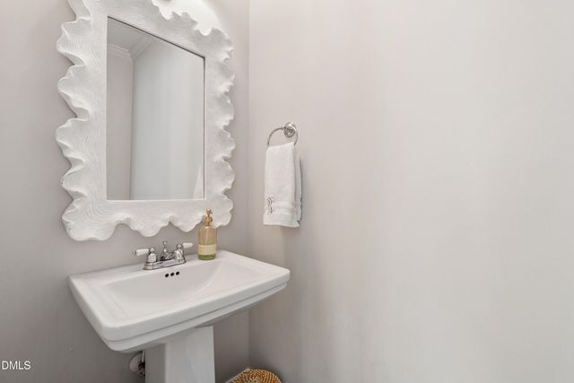 2139 Ridge Road, Raleigh, NC 27607