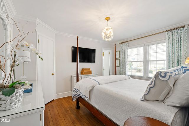 2139 Ridge Road, Raleigh, NC 27607