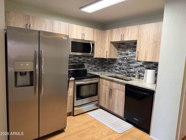 4901 S CALLE LOS CERROS Drive 273, Tempe, AZ 85282