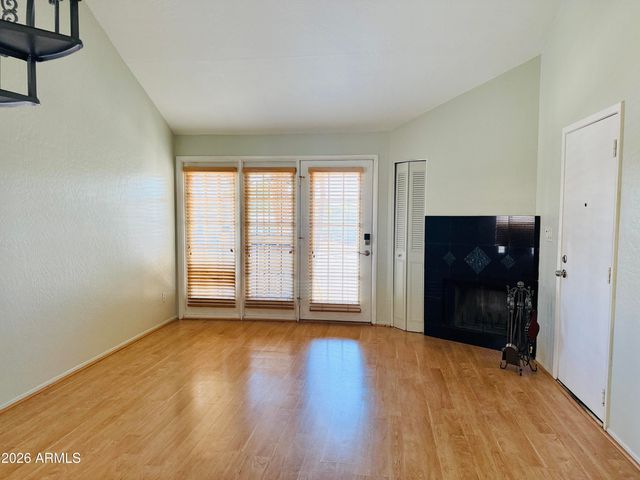 4901 S CALLE LOS CERROS Drive 273, Tempe, AZ 85282