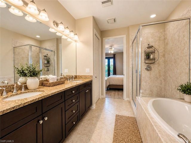 9073 Rialto ST 6002, Naples, FL 34113