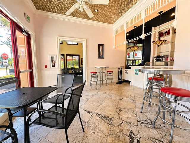 9073 Rialto ST 6002, Naples, FL 34113