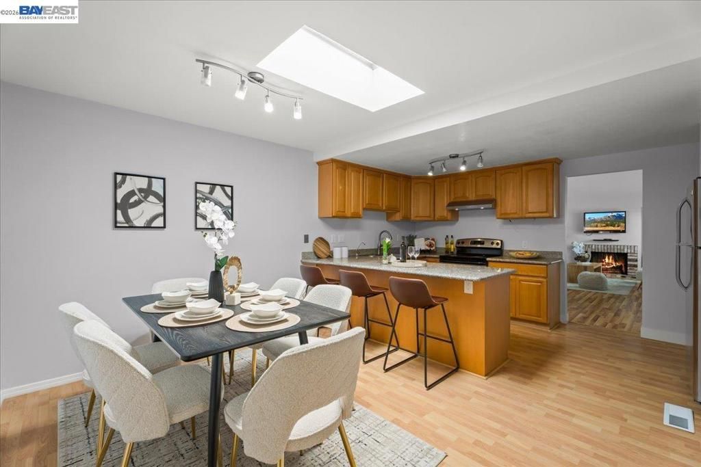 Image 12 of property listing at 2421 Corriea Way, Fremont, CA 94539
