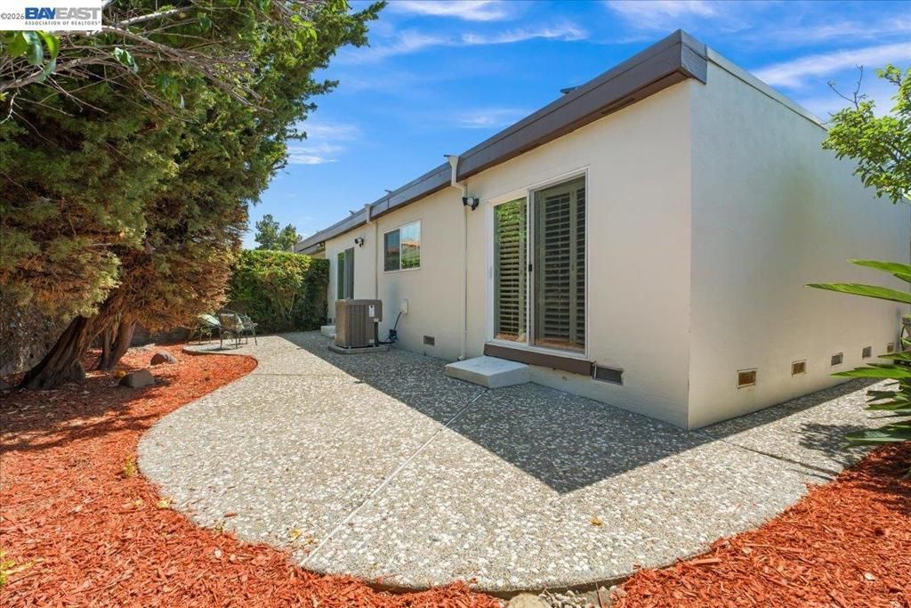 Image 25 of property listing at 2421 Corriea Way, Fremont, CA 94539