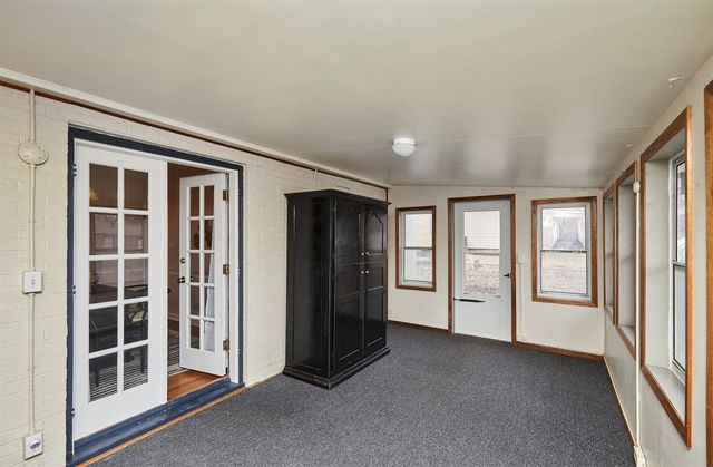 7114 Sunset Terrace, Windsor Heights, IA 50324