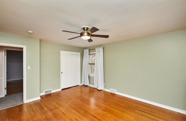 7114 Sunset Terrace, Windsor Heights, IA 50324