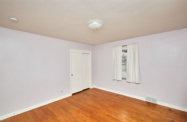 7114 Sunset Terrace, Windsor Heights, IA 50324