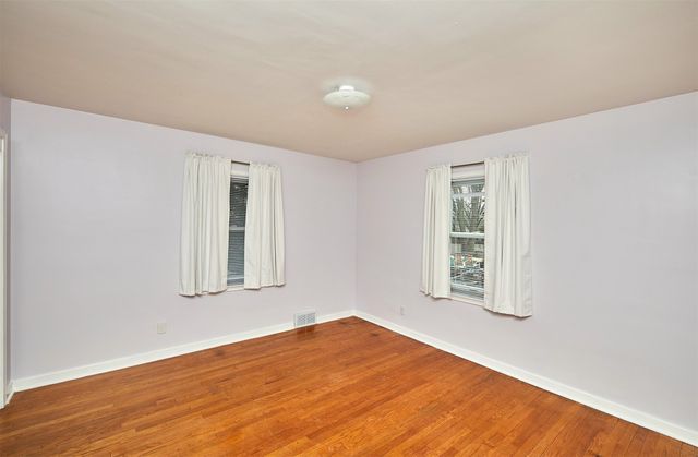 7114 Sunset Terrace, Windsor Heights, IA 50324